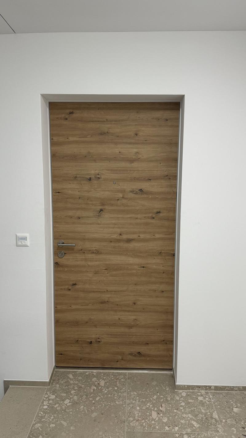 Neuwertige helle 3.5 - Zimmerwohnung mit Garten im Herzen von Willisau (18)