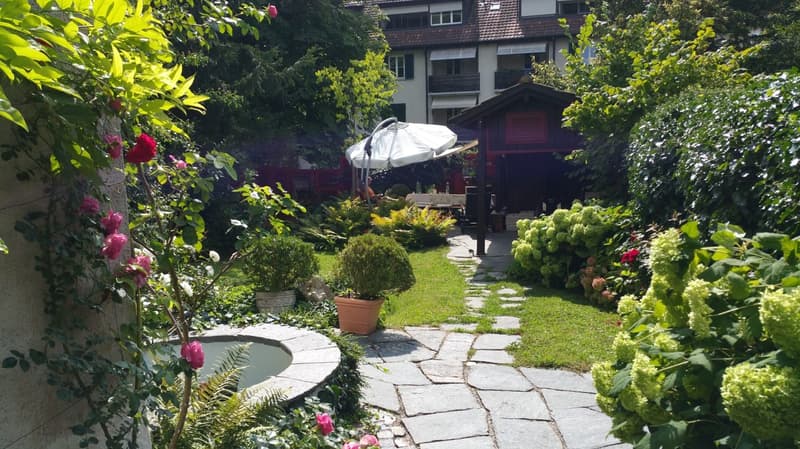 Spacious 7-room house with garden in Riehen (4)