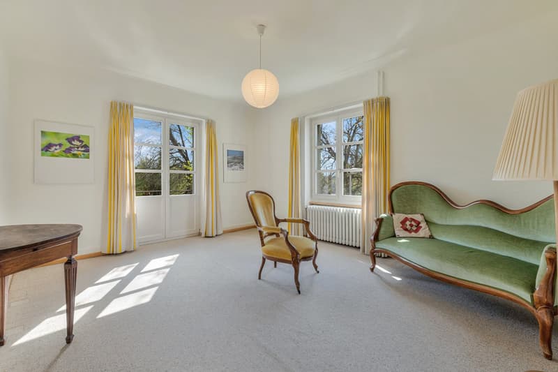 Characterful corner single-family house with garden on Bruderholz (10)