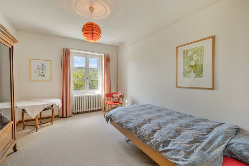 Characterful corner single-family house with garden on Bruderholz (11)