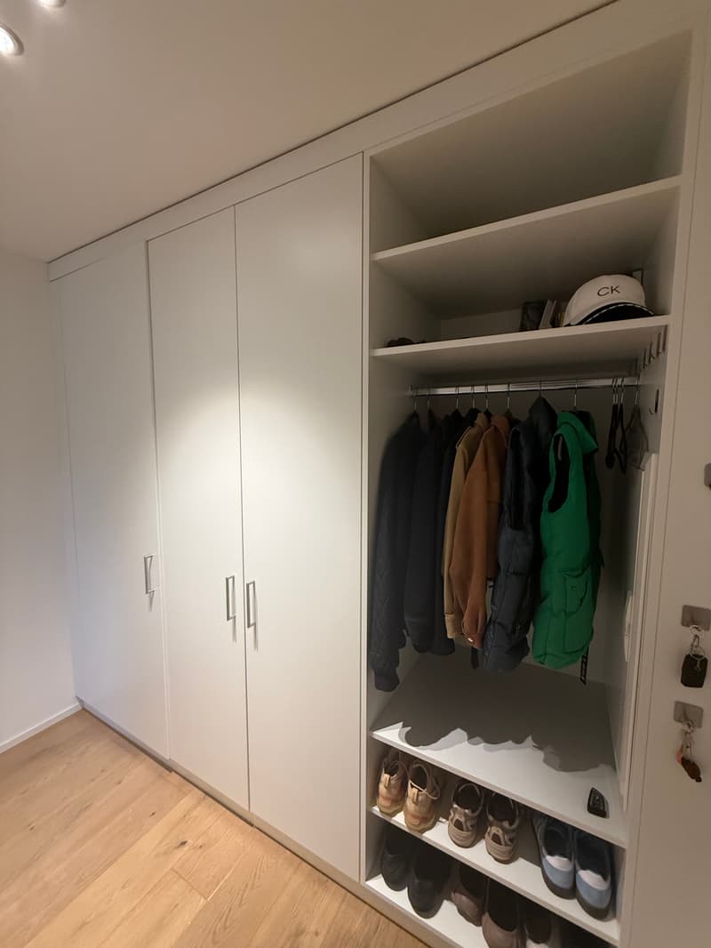 Appartement lumineux, climatisé 2.5 pièces avec balcon et parking souterrain (8)