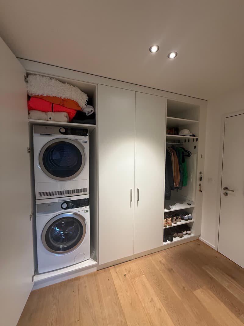 Appartement lumineux, climatisé 2.5 pièces avec balcon et parking souterrain (9)