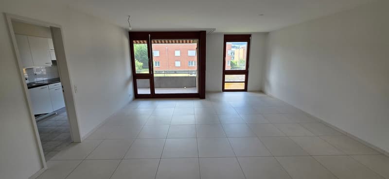 Appartamento luminoso, soleggiato, tranquillo di 3,5 locali con balcone (3)