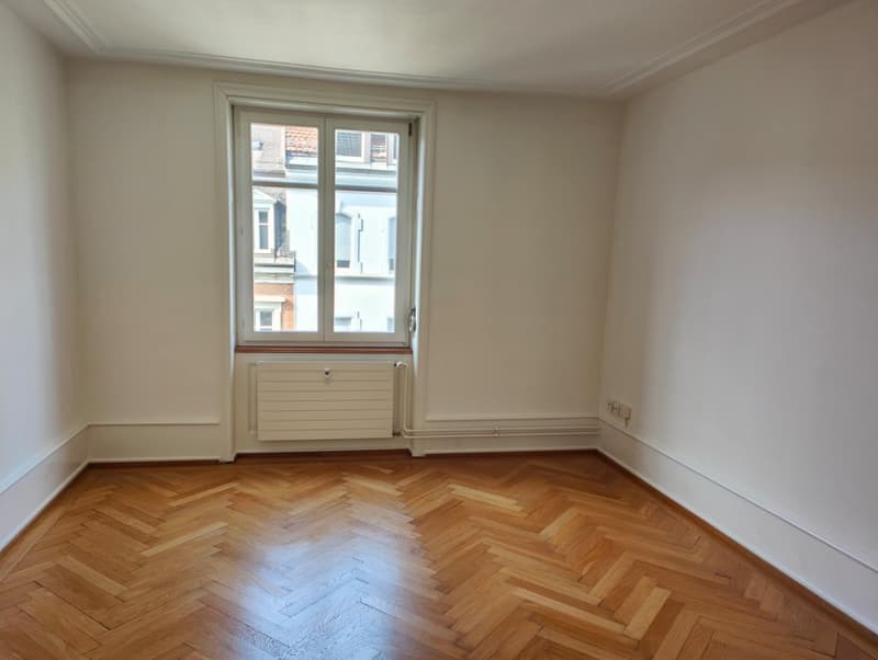 Appartement lumineux, ensoleillé, calme, rénové de 4 pièces avec deux balcons (3)