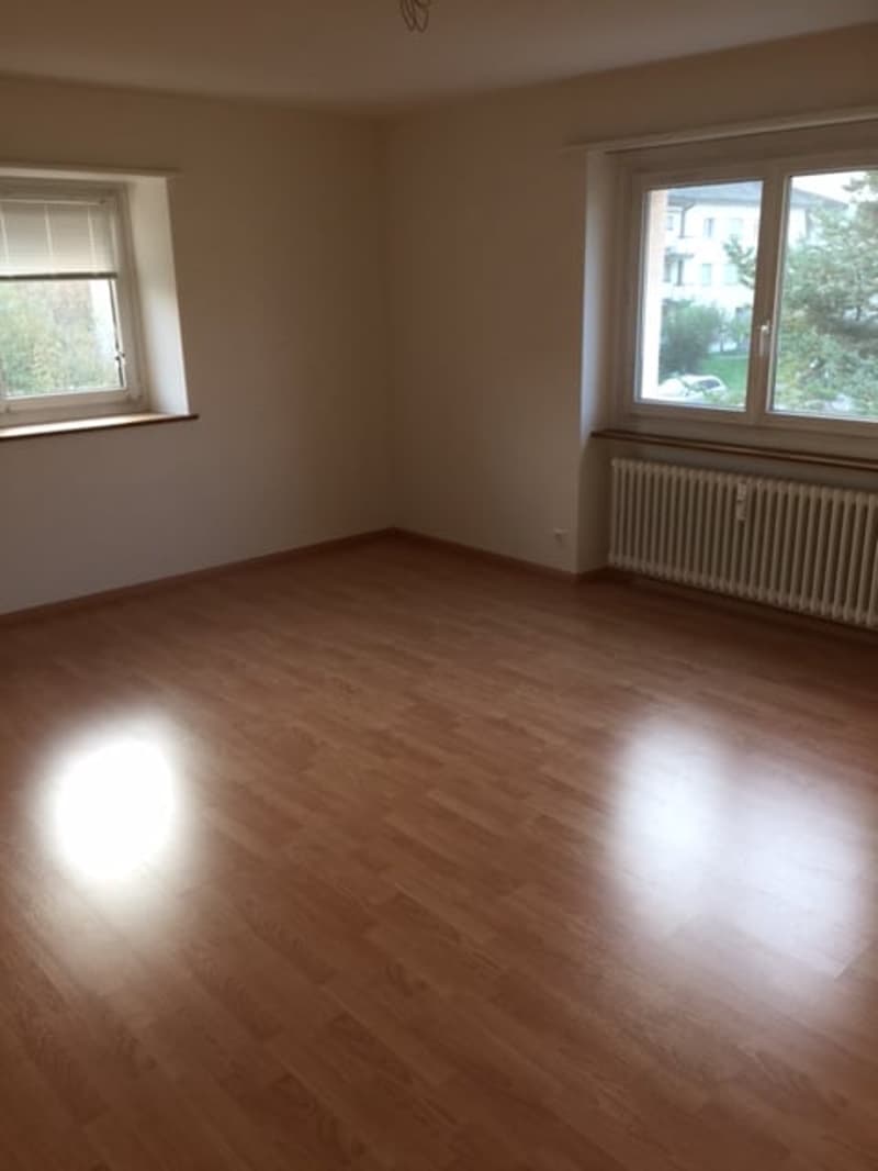 helle, sonnige 3-Zimmer Wohnung mit Balkon (1)