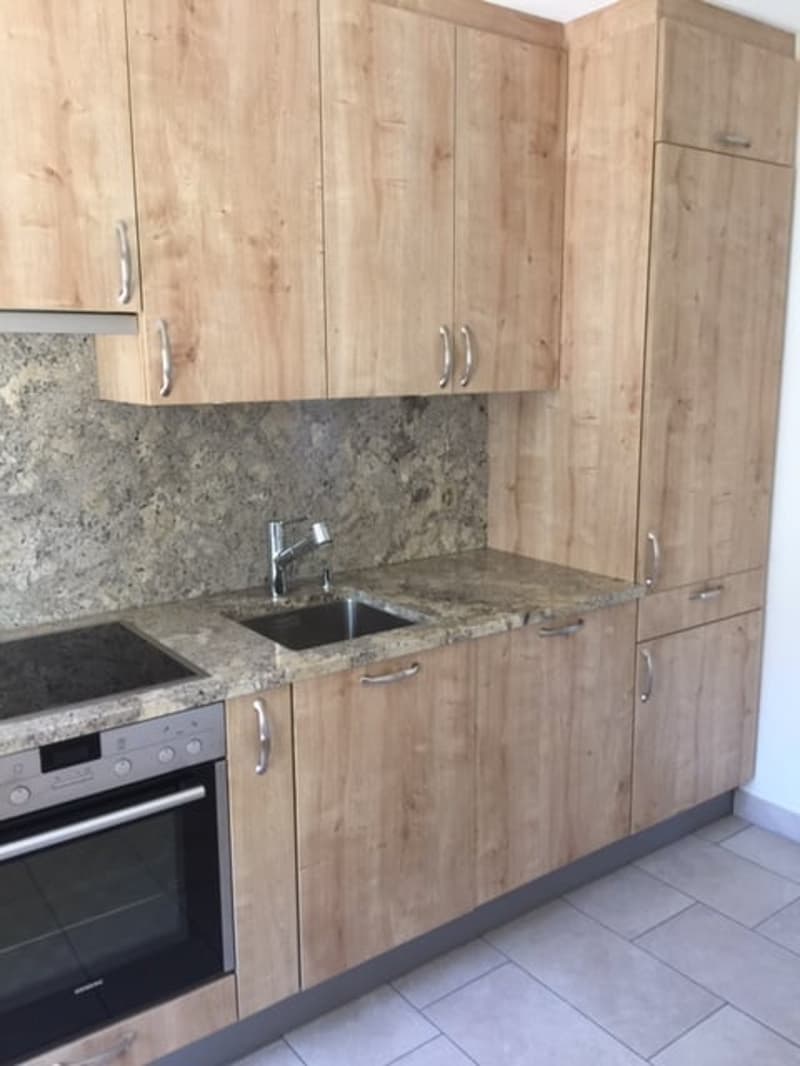 helle, sonnige 3-Zimmer Wohnung mit Balkon (4)