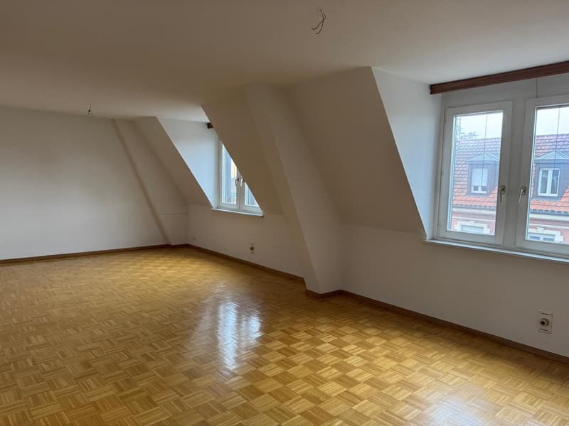 3.5-Zimmer Maisonettewohnung mit Balkon (1)