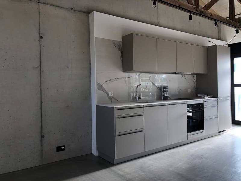 Loft apartment with partially covered seating area/balcony and west-facing orientation (5)