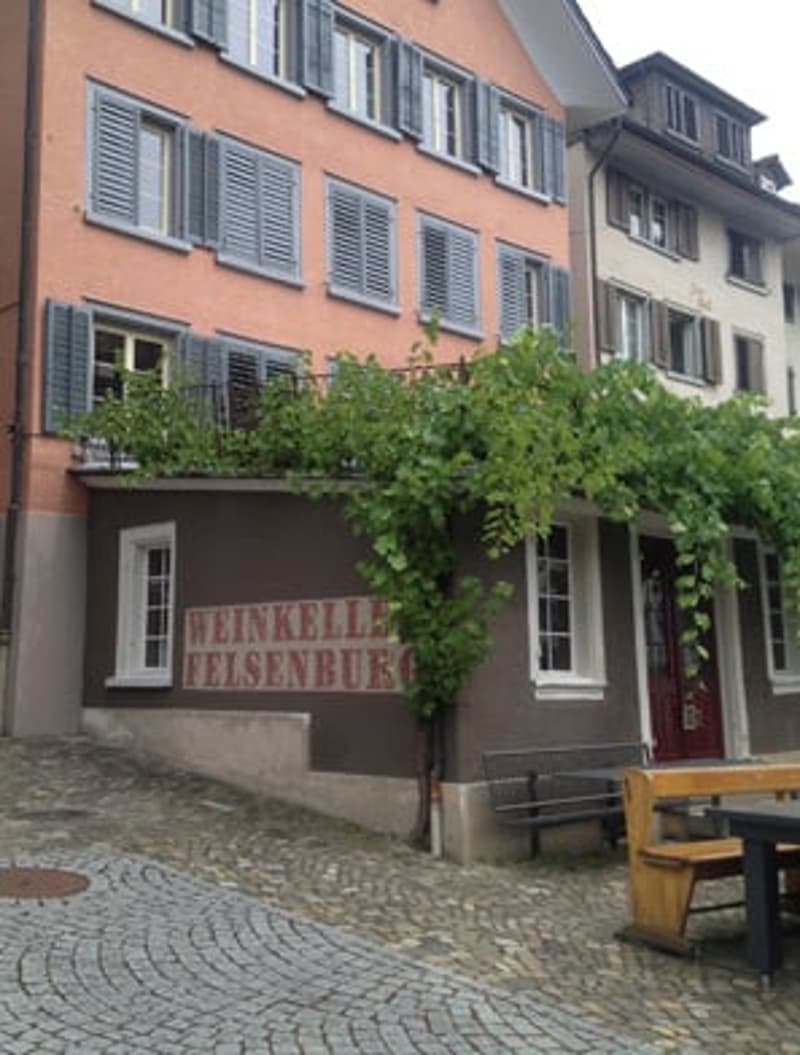 Weinkeller Felsenburg, Weinfelden (1)
