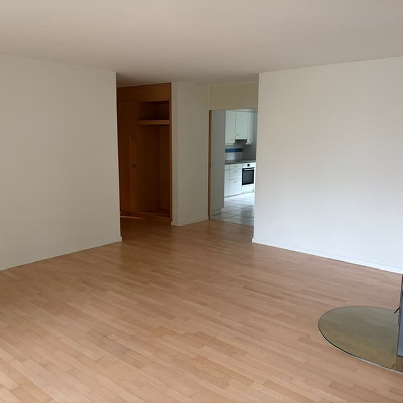 4 1/2-Zimmer Parterrewohnung am Dorfbach (7)