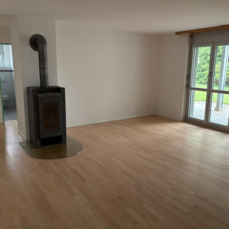 4 1/2-Zimmer Parterrewohnung am Dorfbach (9)