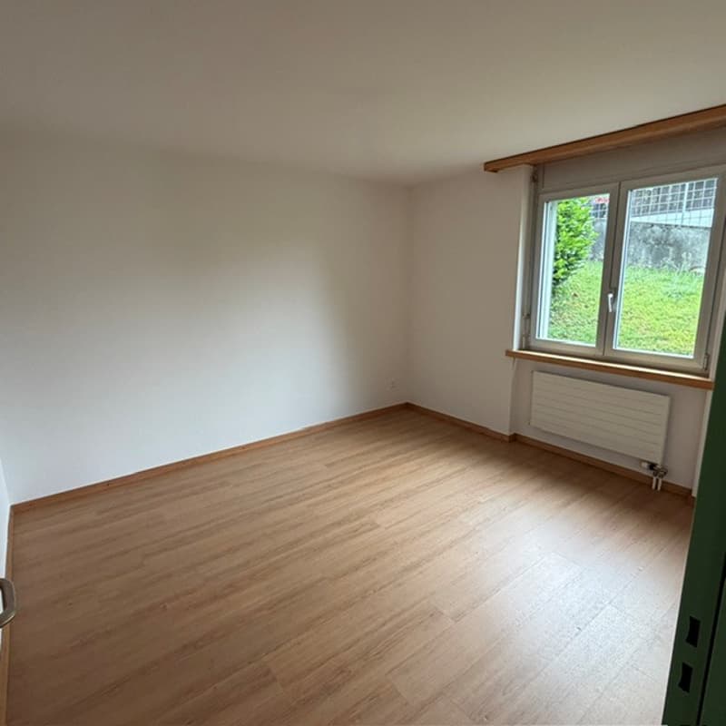 4 1/2-Zimmer Parterrewohnung am Dorfbach (12)