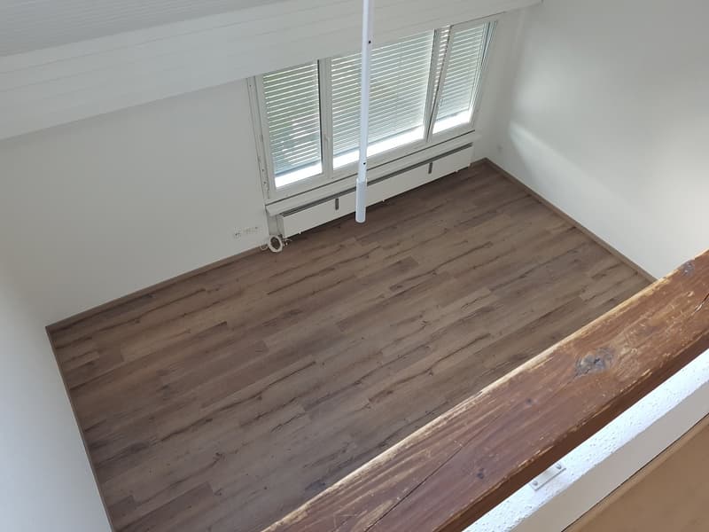 schöne 4.5-Zimmer-Attikawohnung im Zentrum von Niederwil (5)