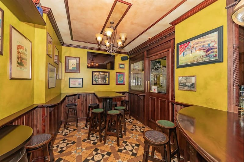 Einzigartiges Original Irish Pub "The Core" Engelberg (13)