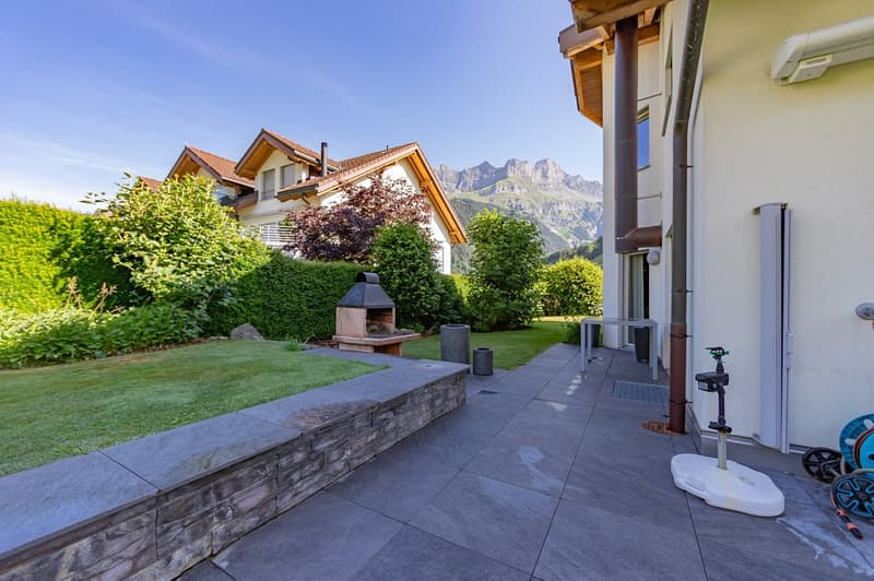 Erstklassiges Doppel-Einfamilienhaus an attraktiver Lage in Engelberg (5)