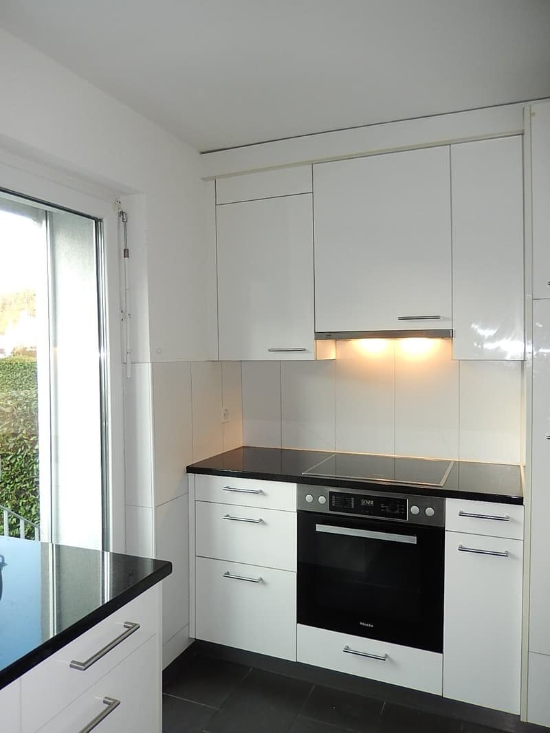 Appartement lumineux et moderne de 3 pièces avec espace de jardin (9)