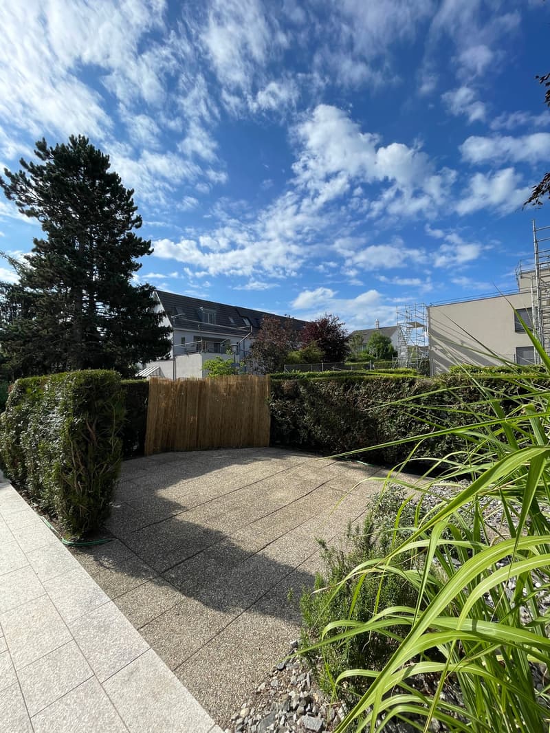 5.5-Room Maisonette Apartment including Garage and Parking Space (29)