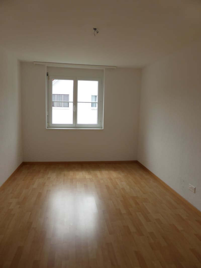 Grosszügige 6.5-Zimmer-Maisonette-Wohnung in Zeiningen (11)