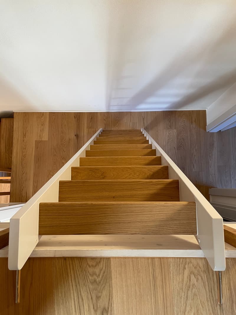 ausfahrbahre Treppe zum Estrich