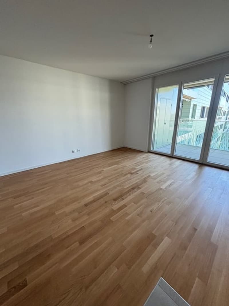 Modern and bright studio, just two steps from EPFL and UNIL (3)