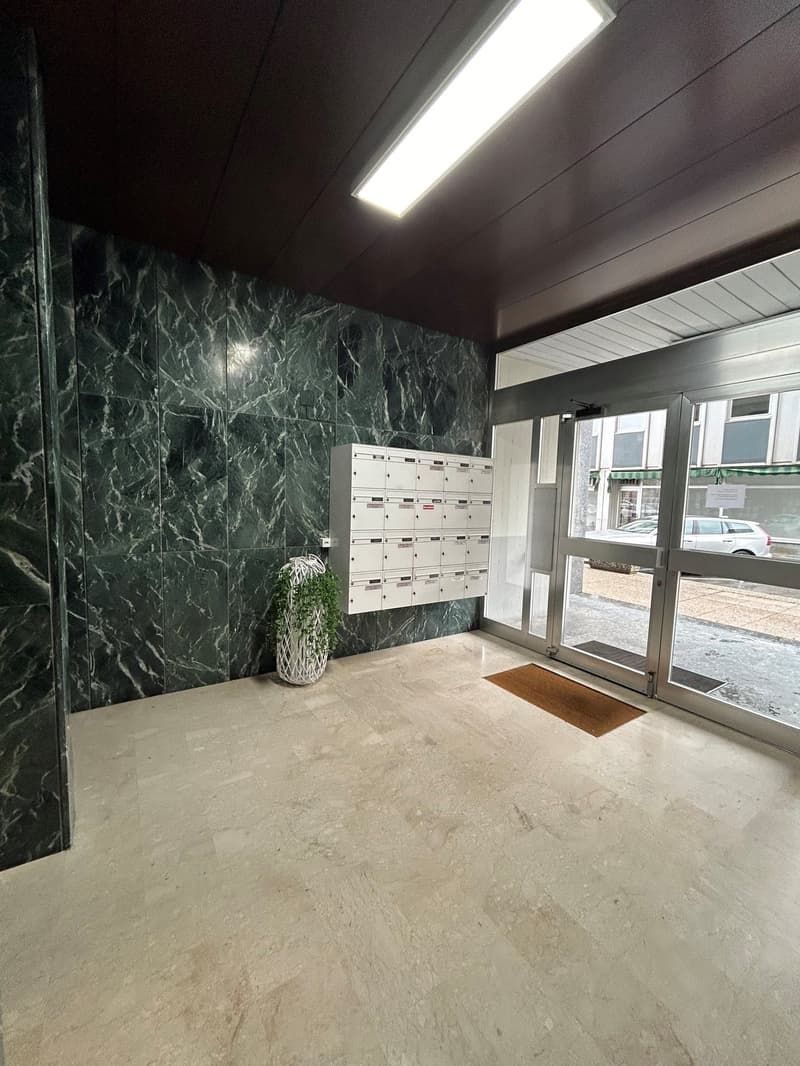 Posizione centrale (6)