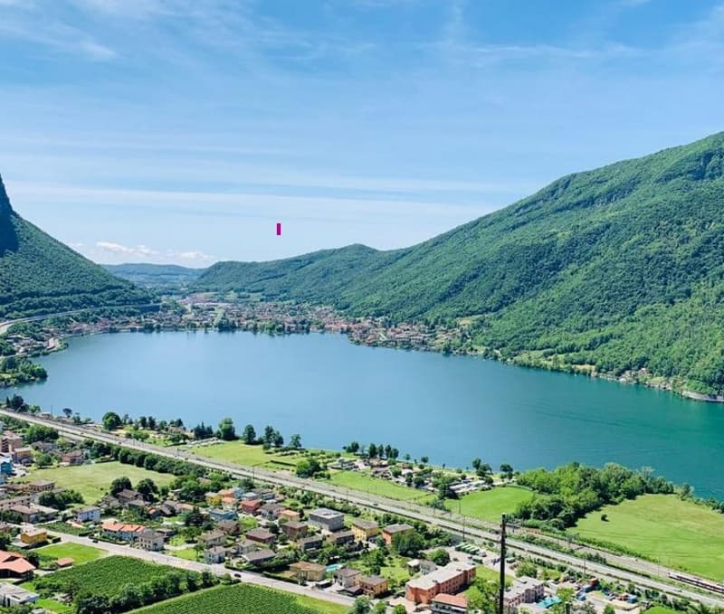 Terreno vista lago (1)