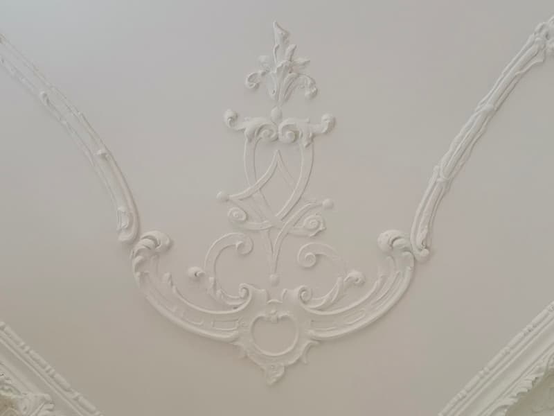 Einmalige 3.5 Zi.-Whg. in sanierter Villa (6)