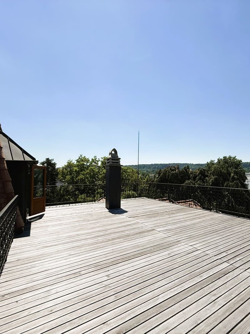 Gemütliche 2.5 Zi.-Whg. mit grosser Dachterrasse (8)