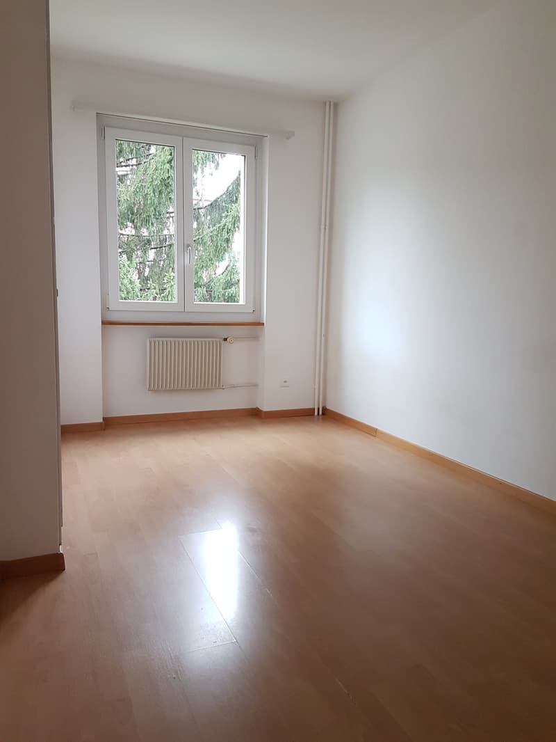 Grosszügige und helle Wohnung in Ittigen (7)