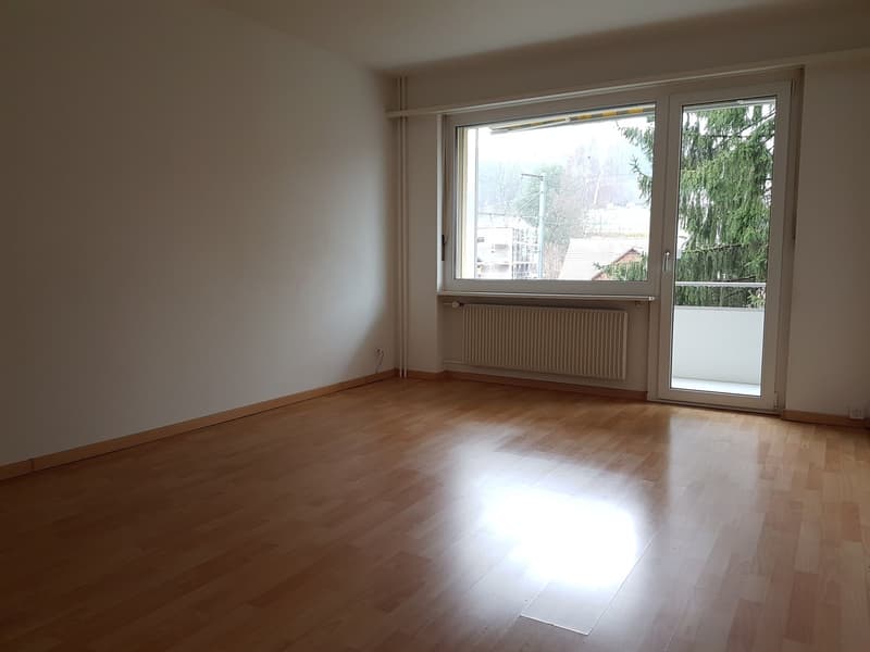 Grosszügige und helle Wohnung in Ittigen (4)