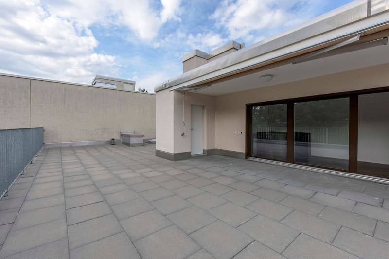 exklusive 4.5-Zimmerwohnung mit grosser Dachterrasse (9)
