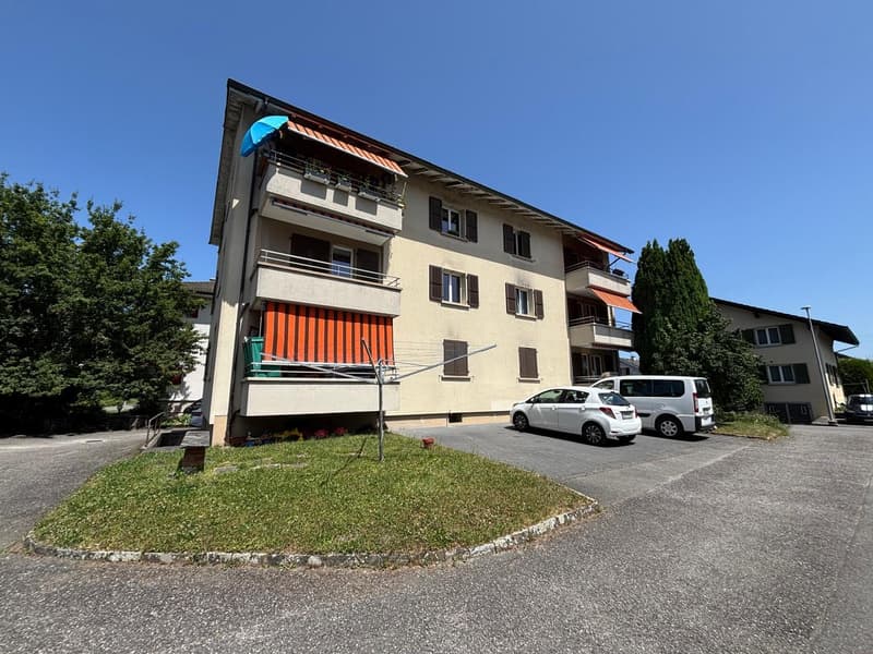 Sonnige 4-Zimmer-Wohnung mit Balkon in Dotzigen (9)