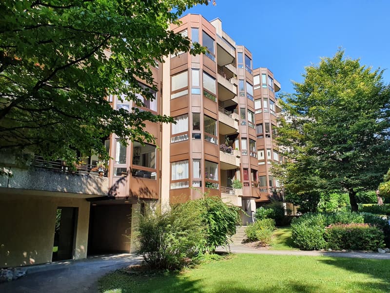 Moderne 2.5-Zimmerwohnung im Grünen (9)