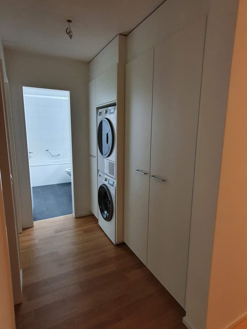 Moderne 2.5-Zimmerwohnung im Grünen (5)