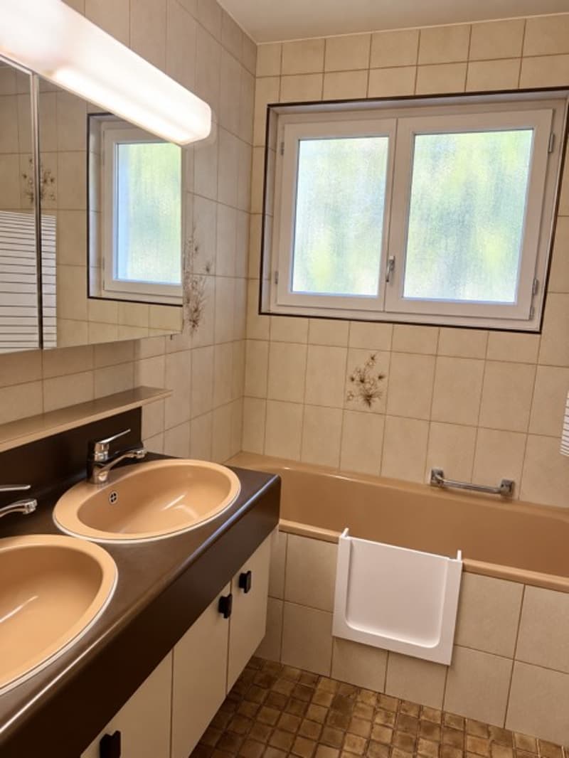 Spacieux appartement de 5 pièces avec vue lac à Corseaux (7)