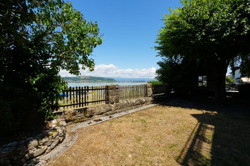 Historische Villa am Murtensee (1)