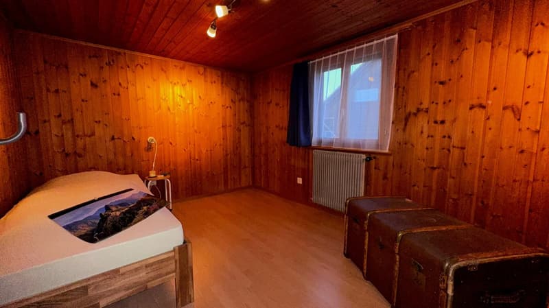 ältere, renovierte 6-Zimmer-Wohnung in Rapperswil/BE (22)