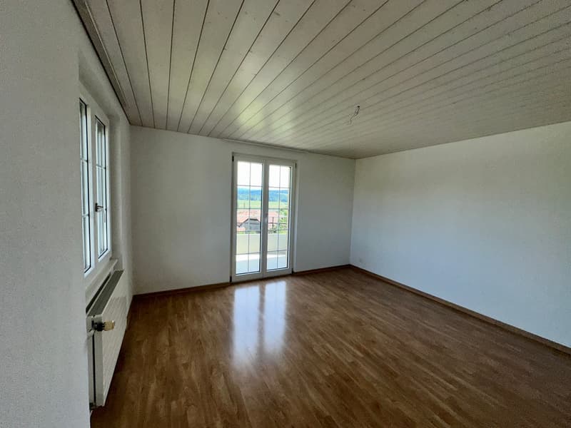 Bel appartement de 5,5 pièces en duplex avec vue imprenable à Grossaffoltern (10)