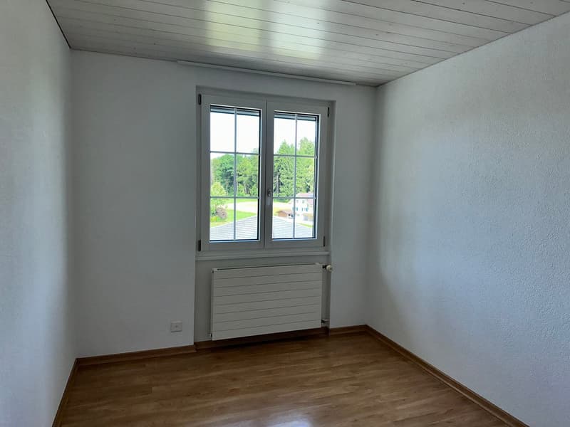 Bel appartement de 5,5 pièces en duplex avec vue imprenable à Grossaffoltern (11)