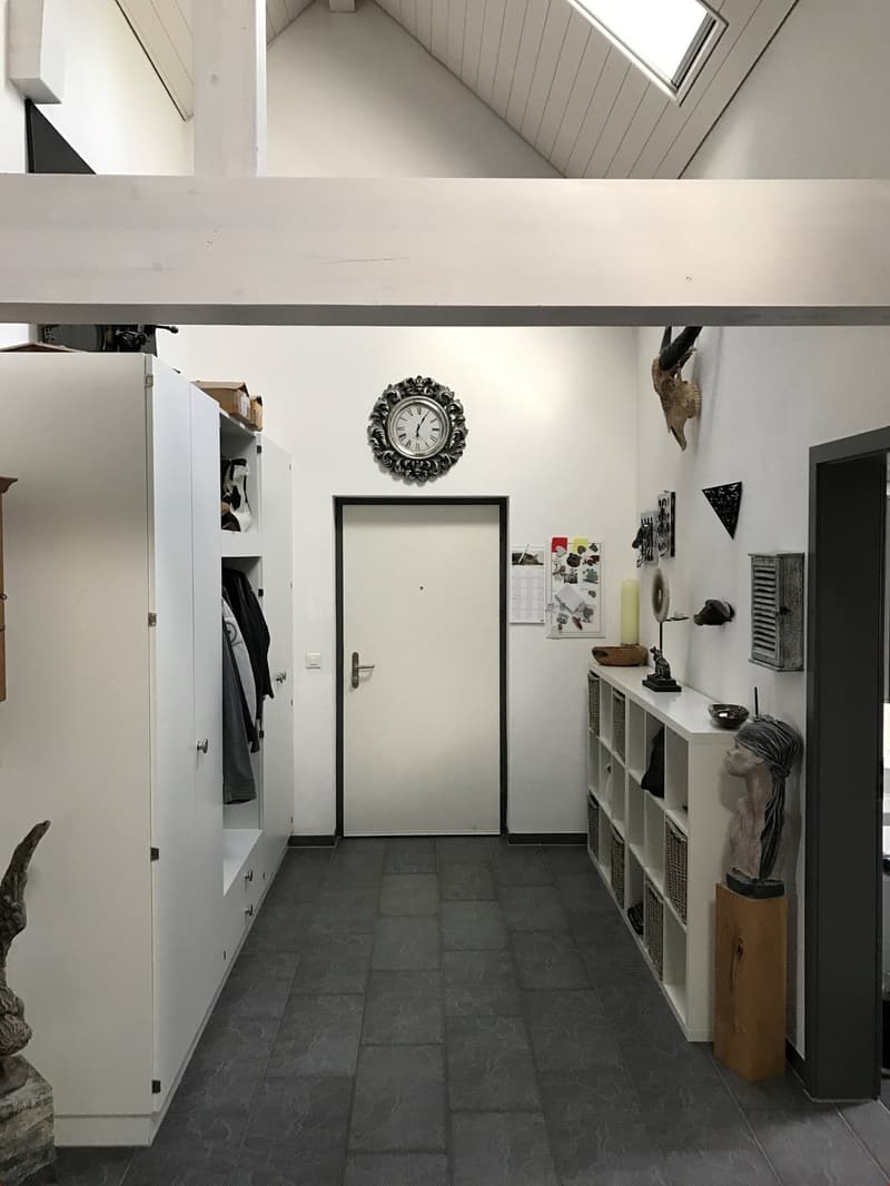 grosszügige 3.5-Zi-Dachwohnung mit wunderbarer Aussicht! (20)