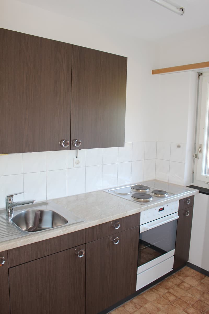 ältere 3-Zimmer-Altbau-Dachwohnung an ruhiger Lage in Gasel, Gde. Köniz (3)