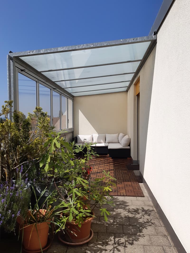 sehr charmante 3.5-Zi-Attika-Wohnung an der Aarbergstrasse 37, Lyss (10)
