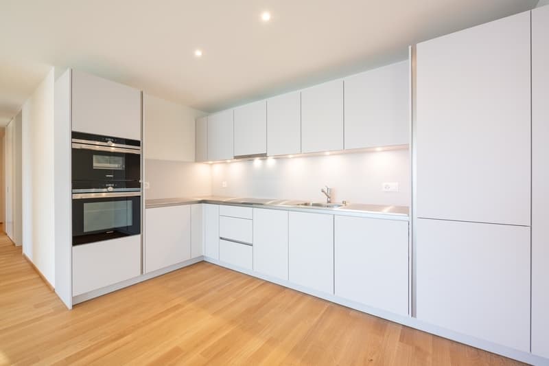 Top moderne 3.5 Zimmer-Wohnung im Zentrum von Münchenbuchsee (4)