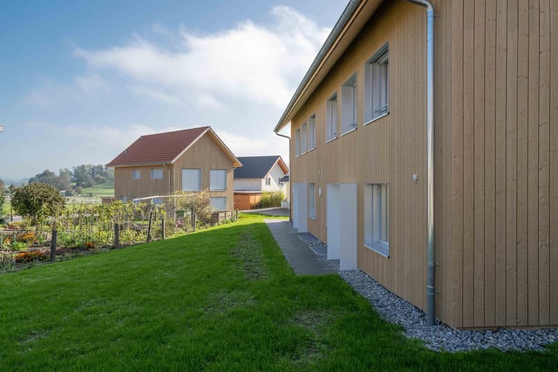 6,5-Zimmer - Doppeleinfamilienhaus mit grosser Galerie (3)