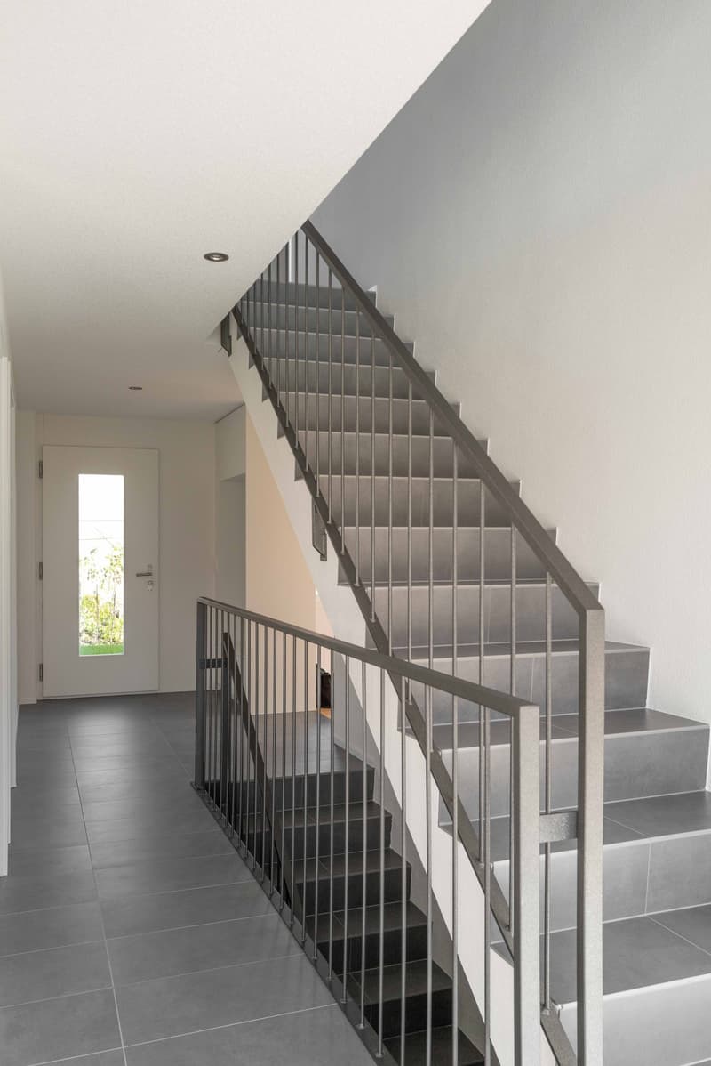 6,5-Zimmer - Doppeleinfamilienhaus mit grosser Galerie (6)
