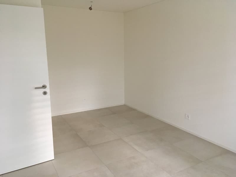 Bioggio - Appartement moderne de 2.5 pièces avec balcon (4)