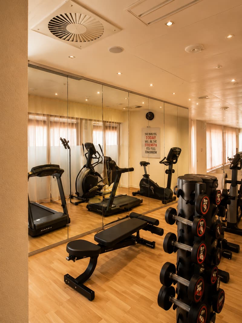 Möbliert wohnen im Herzen von Biel – 40 m², Balkon, Klima & Sauna (12)