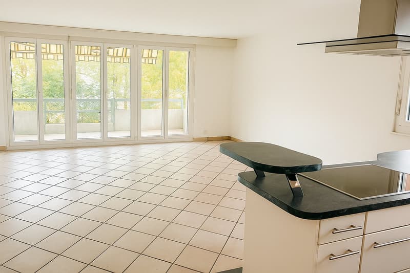 Appartamento moderno di 3 locali a Bülach (2)
