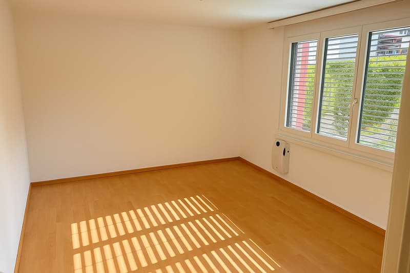 Moderne 3-Zimmer-Wohnung in Bülach (4)