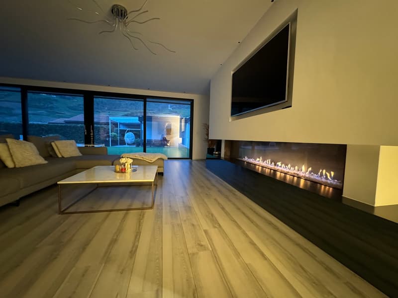 Exceptional Contemporary Property in Saxon (12)
